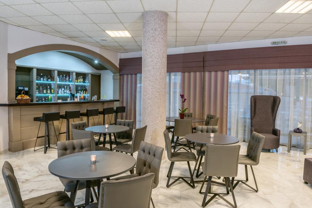 Ariadne Hotel プラタネス エクステリア 写真