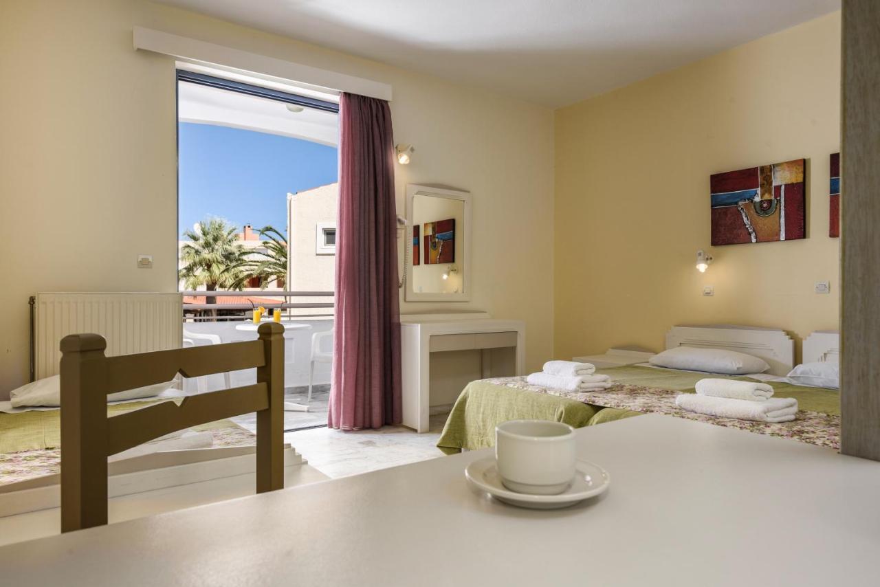 Ariadne Hotel プラタネス エクステリア 写真